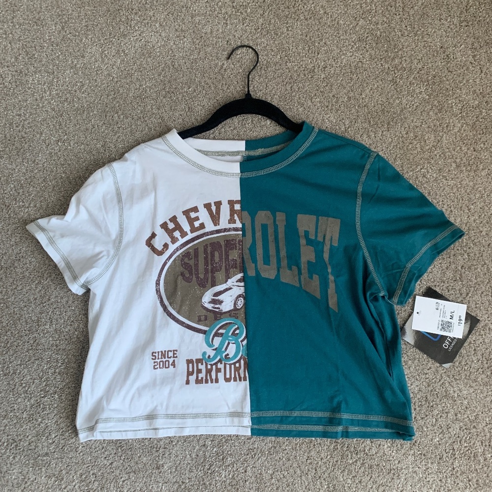 NWT Forever 21 Cropped T-Shirt